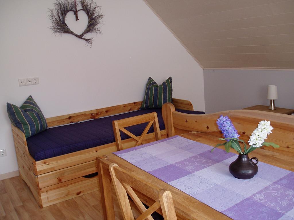 Ferienhaus Kiesel Bad Bocklet Oda fotoğraf